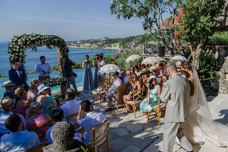 Rachel & Omid gorgeous vintage-rustic wedding at beautiful villa in Bali 27