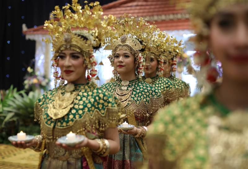 Para penari Palembang