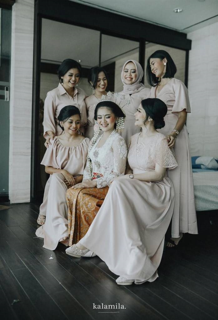 Bersama bridesmaid