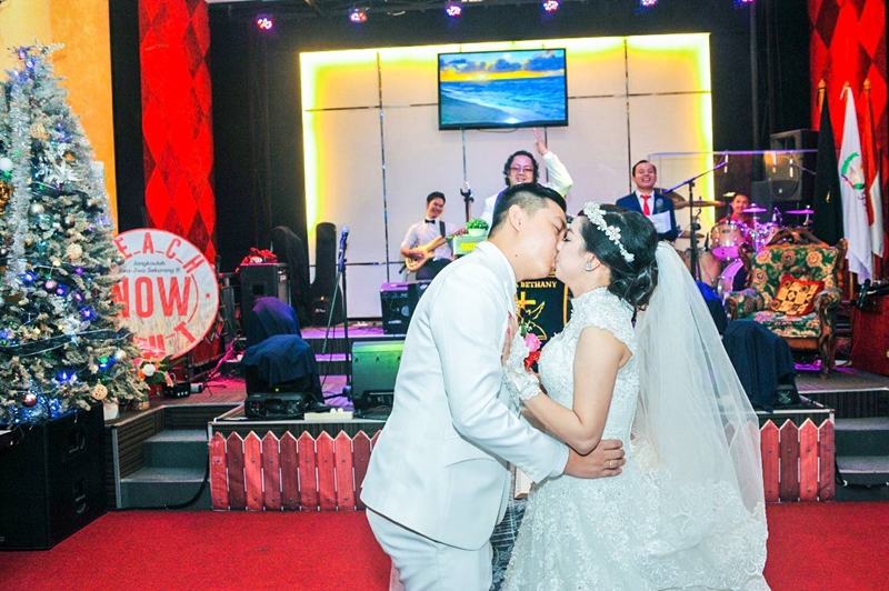 Stephen & Jesica`s Precious Lovely Romance 2