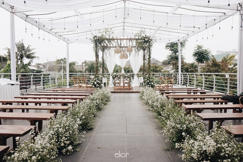 Rustic wedding of Billy & Esther with modern and clean details 3