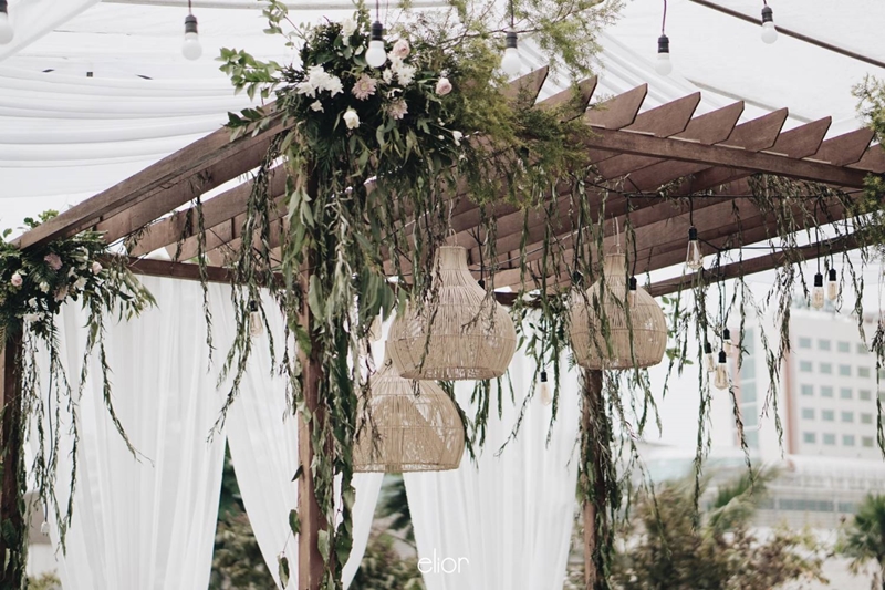 Rustic wedding of Billy & Esther with modern and clean details 5
