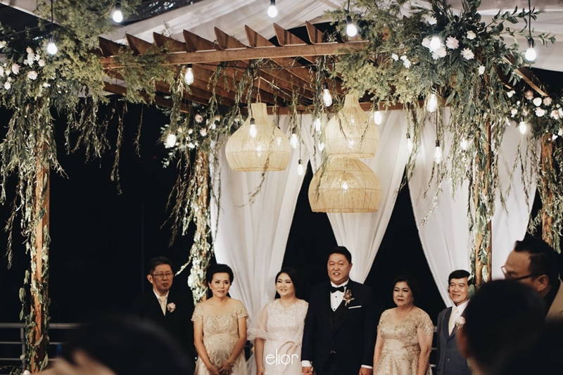 Rustic wedding of Billy & Esther with modern and clean details 12