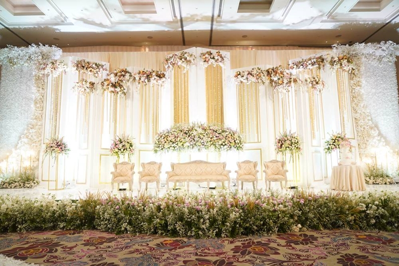 The Wedding Anniversary 21