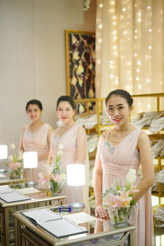 The Wedding Anniversary 5