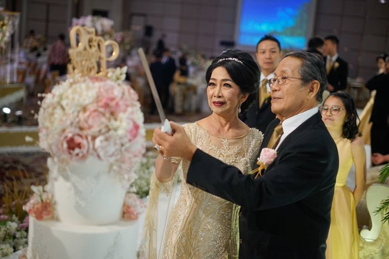 The Wedding Anniversary 4