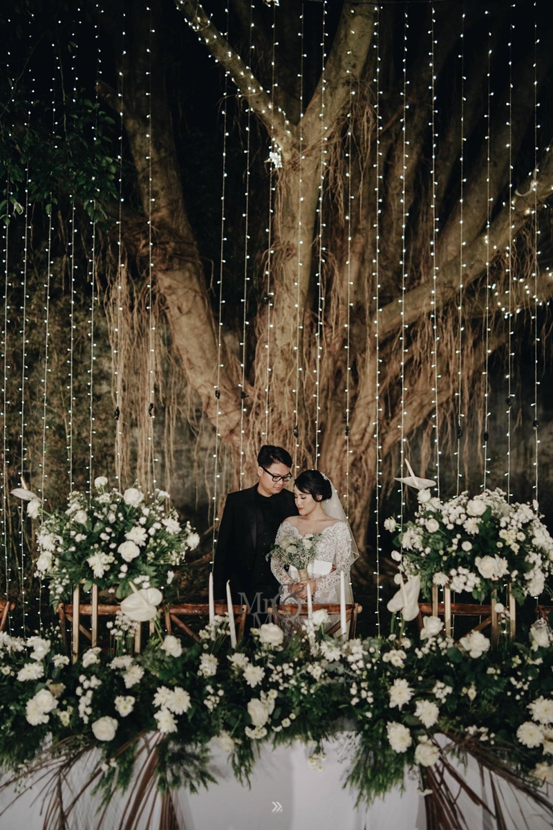 The Wedding of Ivy and Galih 5
