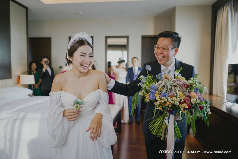 The Intimate Wedding