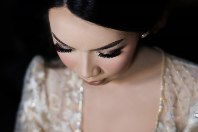 Gaun Pengantin: Yogie Pratama I MUA: Anpasuha MUA I Venue: Four Seasons Hotel Jakarta