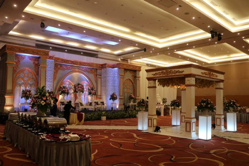 weddingku-semi-all-in-buffet-wedding-package-for-300-pax-at-adhiwangsa