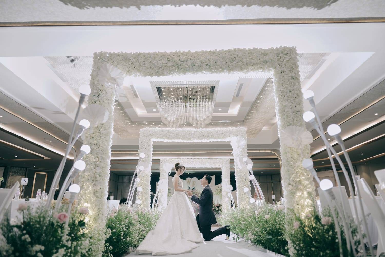 Intimate Wedding Package at Nusantara Ballroom by Mercure Jakarta ...